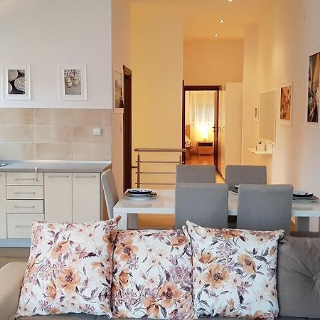 Riverside Villa Tivat Exterior photo