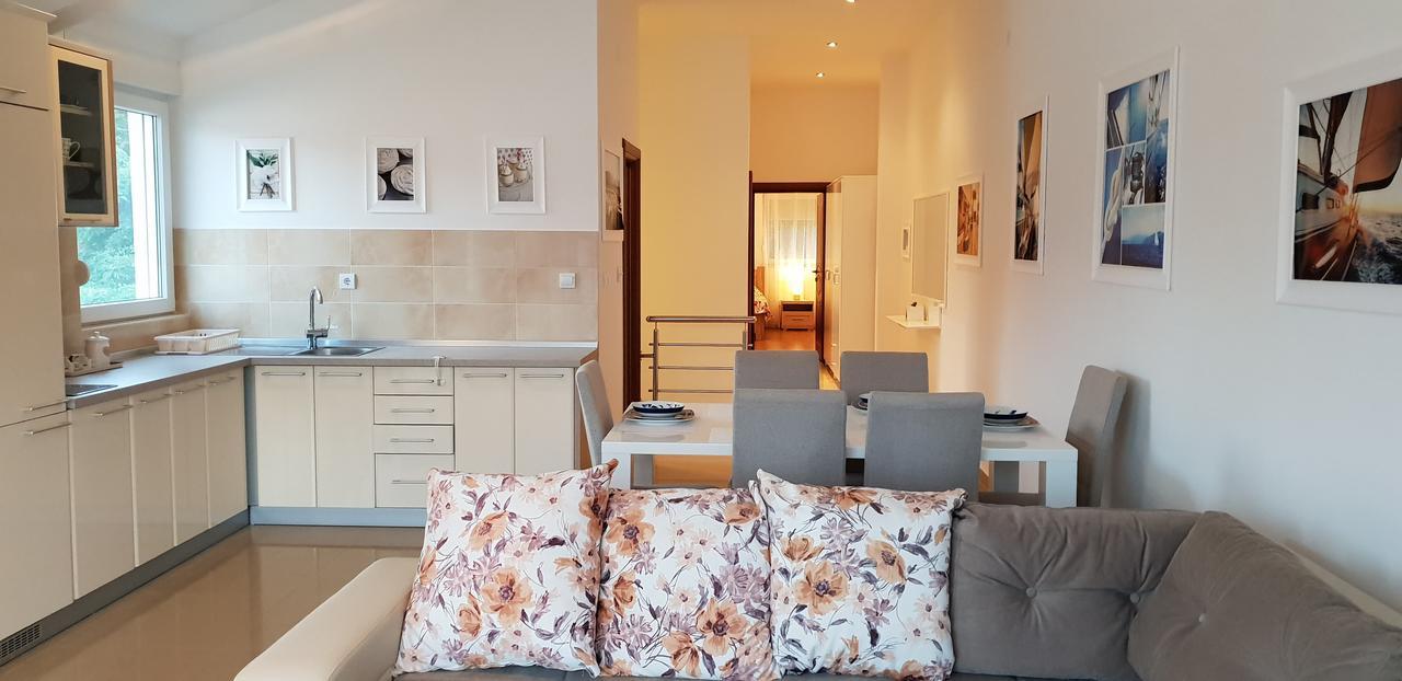 Riverside Villa Tivat Exterior photo