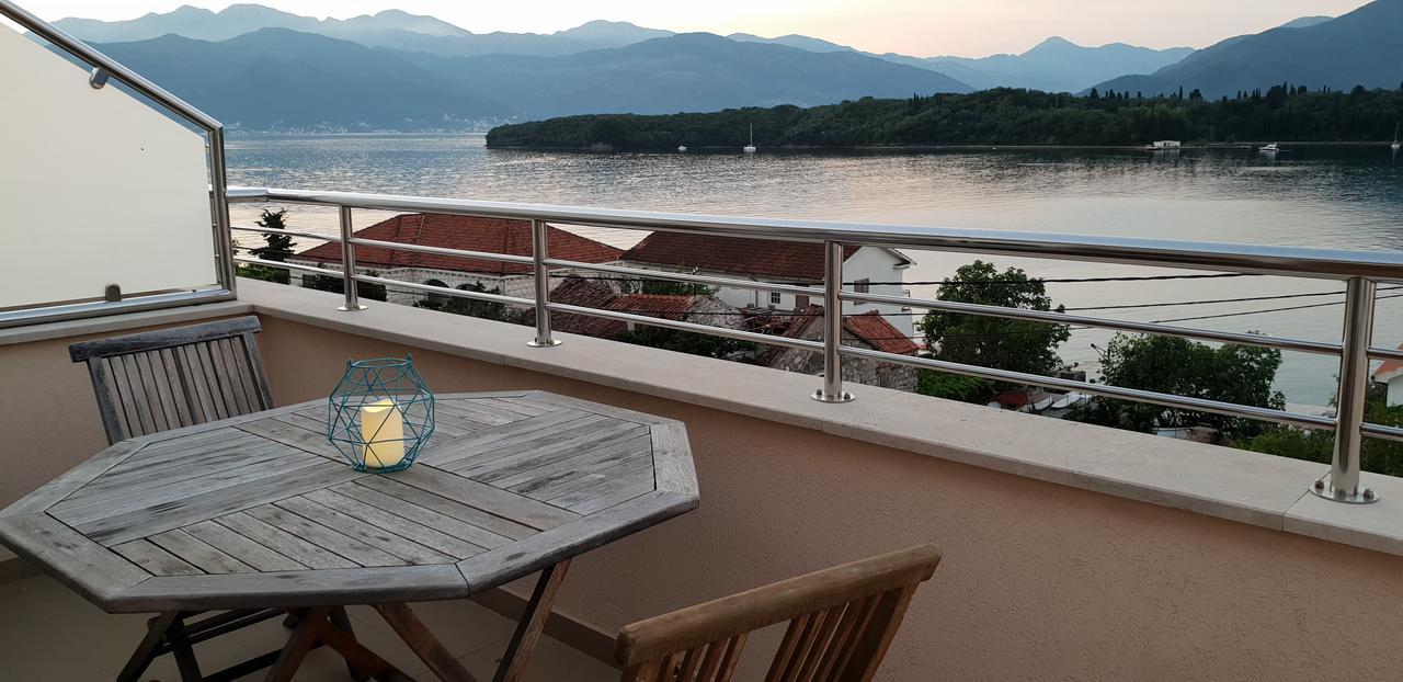 Riverside Villa Tivat Exterior photo