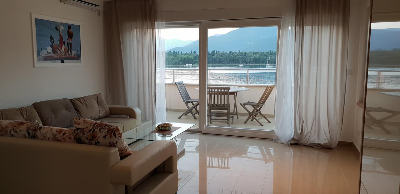Riverside Villa Tivat Exterior photo